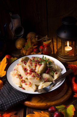 Lehçe patates böreği