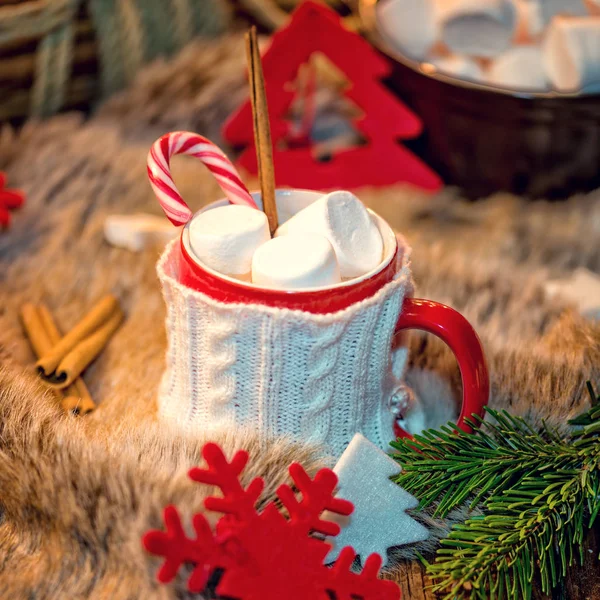 Chocolate quente com marshmallow — Fotografia de Stock