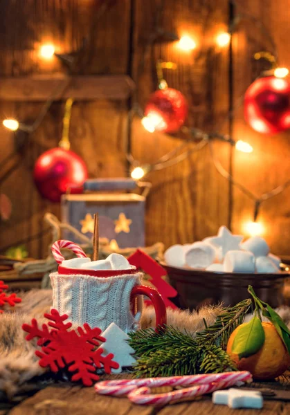 Hot chocolate with marshmallow — Stock Photo, Image