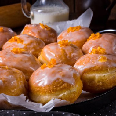 berliner donuts in metal pan 