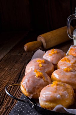 berliner donuts in metal pan 