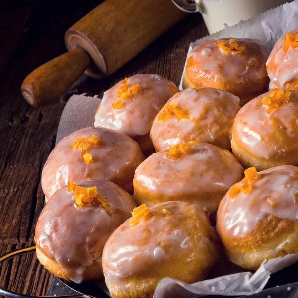 Berliner donuts in metal pan — Stok fotoğraf