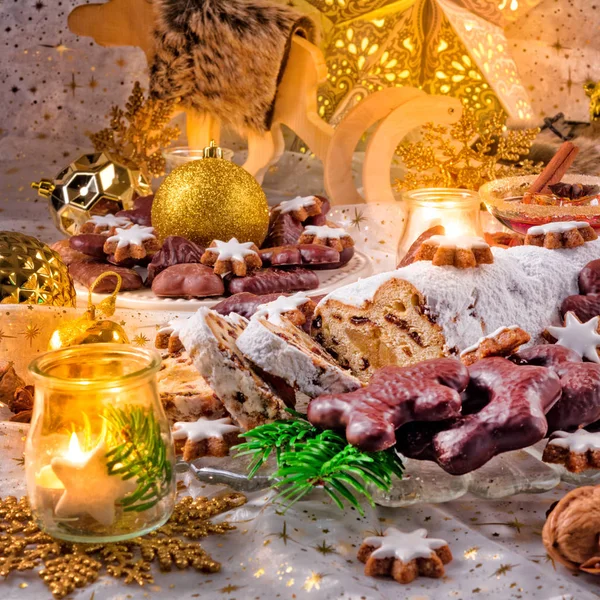 Lezzetli Noel Stollen — Stok fotoğraf