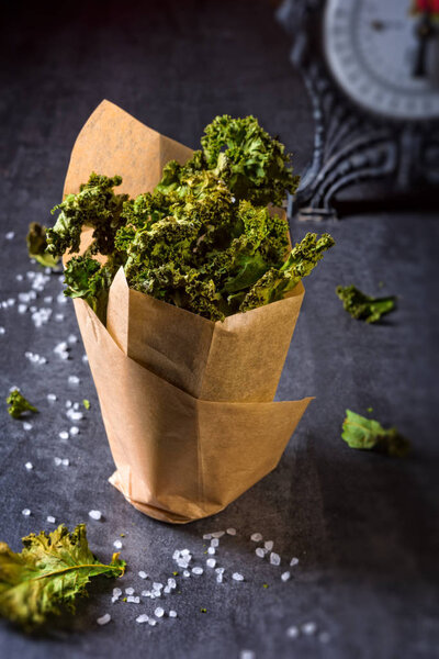 Vegan kale chips  