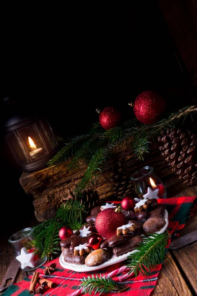 Zelfgemaakte christmas gingerbreads — Stockfoto