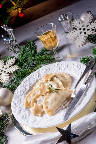 Νόστιμα Παραδοσιακά Pierogi Παραδοσιακό Χριστουγεννιάτικο Κέρασμα — Φωτογραφία Αρχείου