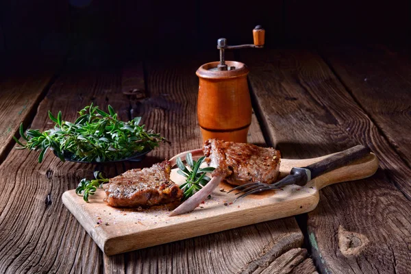 Delicious Grilled Lamb Chops Wooden Board — Stock Photo, Image