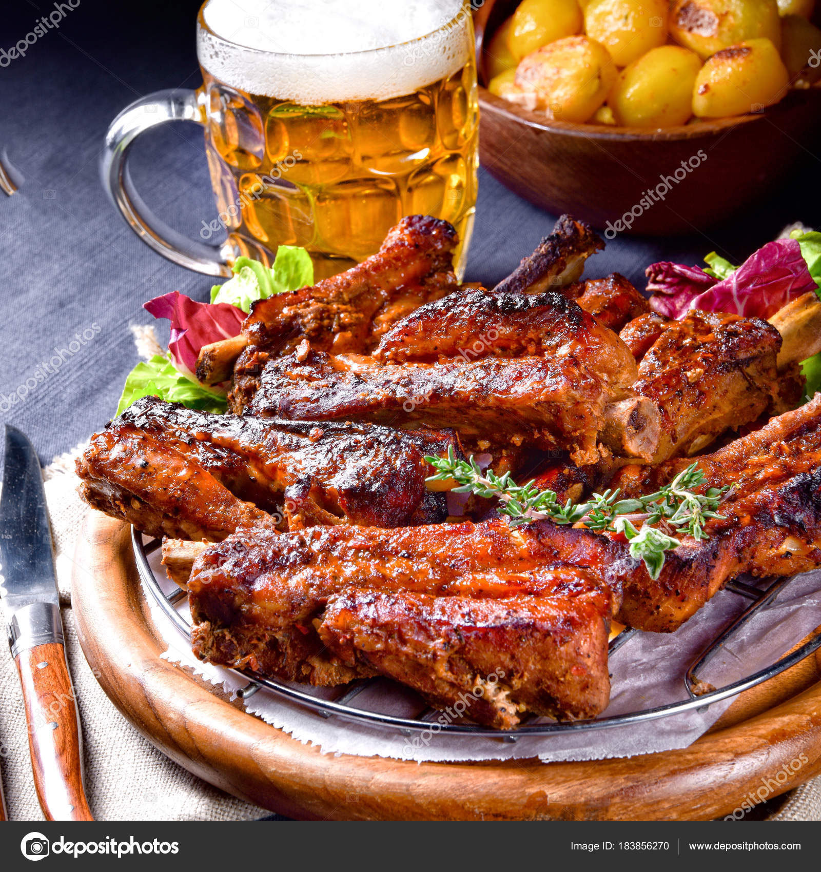depositphotos_183856270-stock-photo-deli