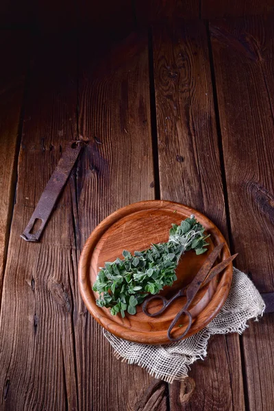 Aromatic Oregano Origanum Vulgare Wooden Board — Stock Photo, Image