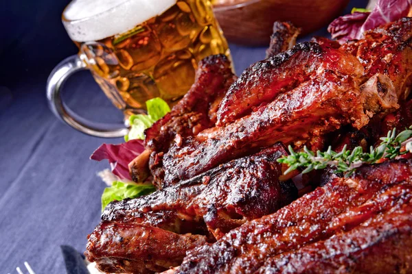 Delightful Bbq Spareribs Smoker Beer — Stock Photo, Image