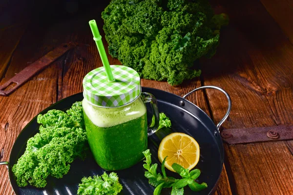 Fresh Green Kale Smoothie Healthy Food — Stock Photo, Image