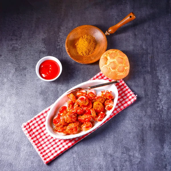 Deliciosa Salchicha Salsa Curry Picante —  Fotos de Stock