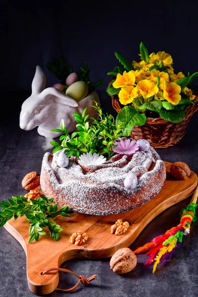 Bolo Páscoa Polonês Tradicional Com Decoração Floral — Fotografia de Stock