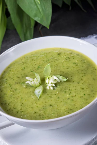 Sopa Alho Selvagem Verde Jantar Saudável — Fotografia de Stock