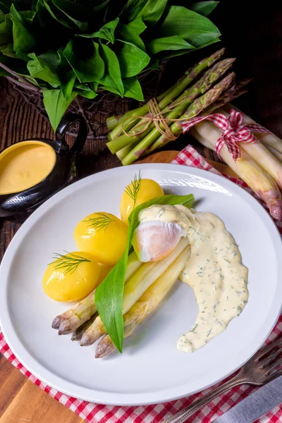 Asparagus Egg Fresh Wild Garlic — Stock Photo, Image