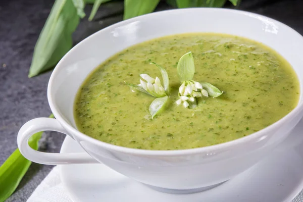 Zielony Dziki Czosnek Zupa Zdrowa Dieta — Zdjęcie stockowe