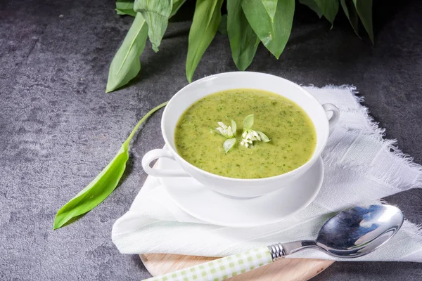 Green Wild Garlic Soup Healthy Diet — Stock Photo, Image