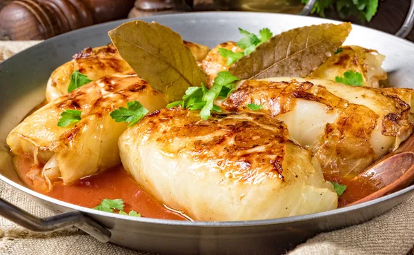 Involtini Cavolo Forno Salsa Pomodoro — Foto Stock