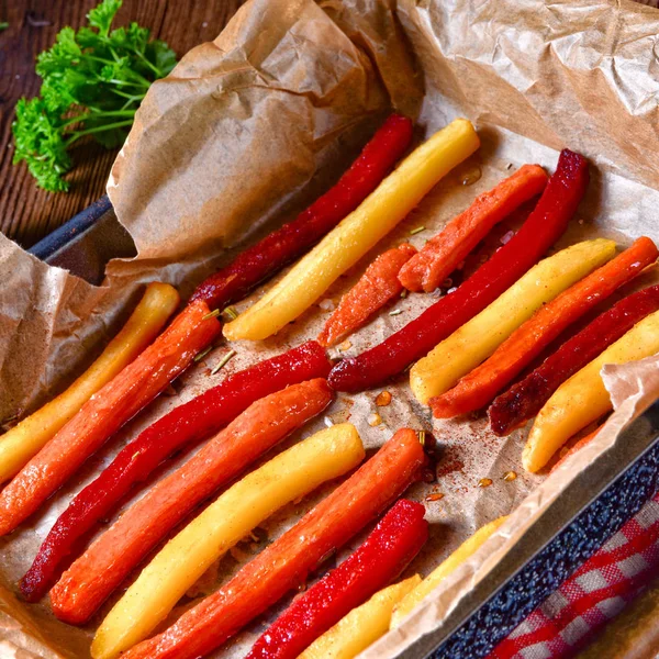 Färgglada Grönsaker Pommes Frites Från Ugnen Hälsosam Mat — Stockfoto
