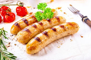lezzetli domuz sucuğu ketçap ve taze rulo