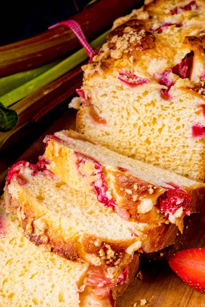 Delicious Brioches Rhubarb Strawberry Streusel — Stock Photo, Image