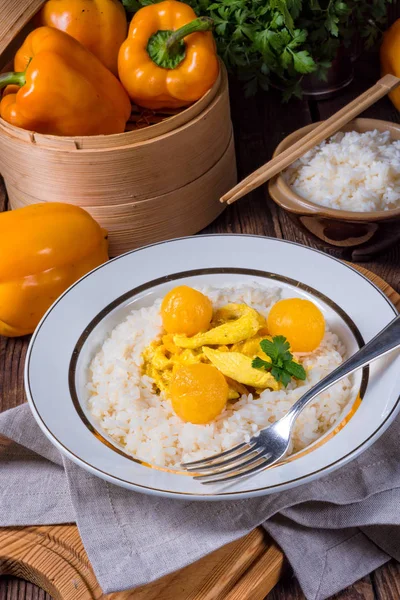 Chicken Strips Rice Sweet Mirabelle Curry Sauce — Stock Photo, Image