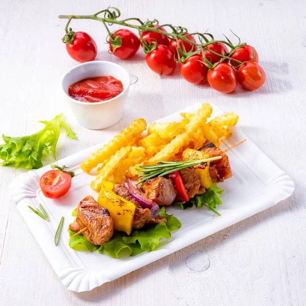 Shish Kebab Skewers Marinated Ham Meat Paprika Red Onion — Stock Photo, Image