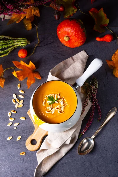 Pumpkin cream soup with roasted pumpkin seeds and seed oil — Stock Image Pumpkin Cream Soup Roasted Pumpkin Seeds Seed Oil Royalty Free Stock Photos