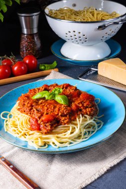 Makarnalı gerçek Bolonez sosu.