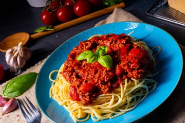 Makarnalı gerçek Bolonez sosu.