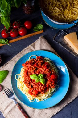 Makarnalı gerçek Bolonez sosu.