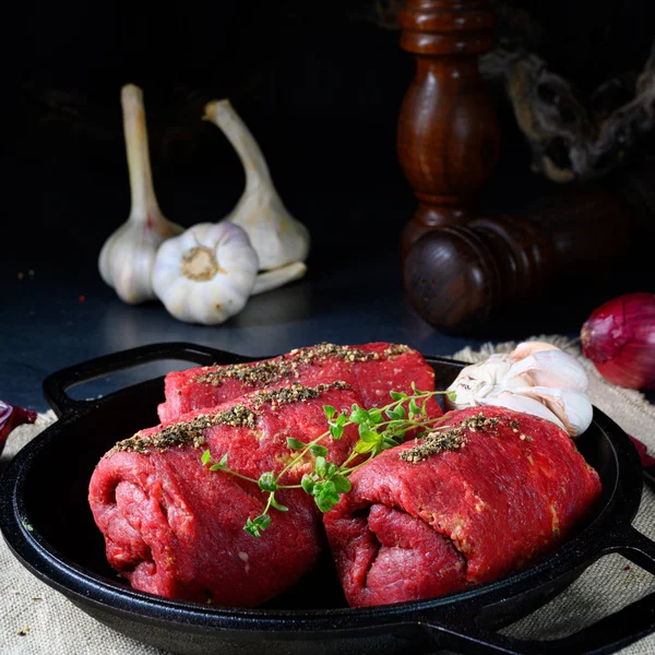 Raw beef roulades prepared for cooking — Stock Photo, Image