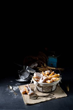 Raderkkuchen geleneksel bir Polonya pastasıdır..