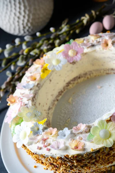 Ghirlanda Torta Perfetta Tavola Pasqua — Foto Stock