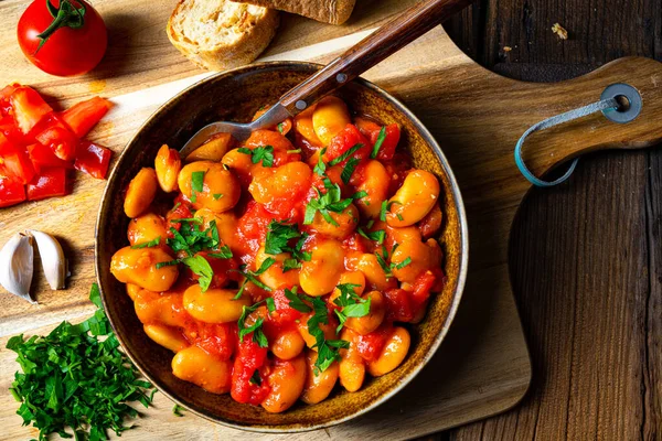 Fagioli Giganti Rustici Con Salsa Pomodoro Fresca — Foto Stock