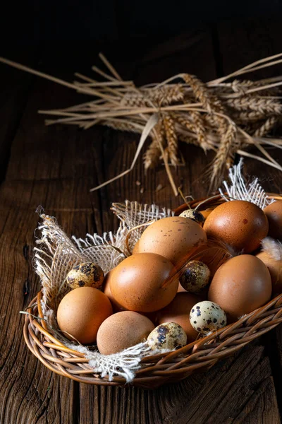 Fresh Eggs Straight Farm Basket — Stock Photo, Image