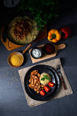 et ve sebzeli bulgur