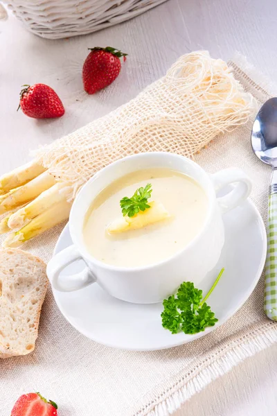 Delicious White Asparagus Cream Soup — Stock Photo, Image