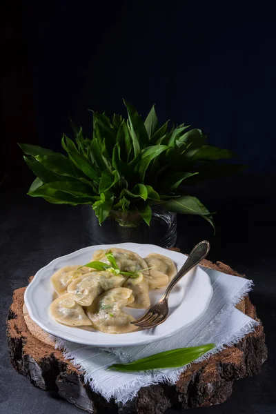 Polska Pierogi Fylld Med Ramsons Pesto — Stockfoto