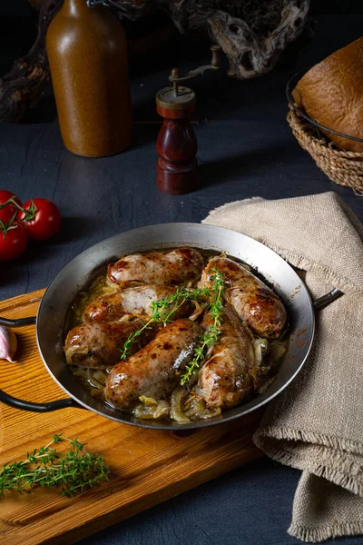 Zelfgemaakte Witte Worst Gebakken Met Kruiden — Stockfoto