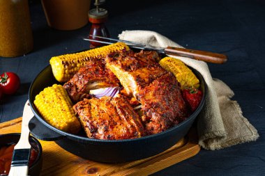 Fırından çıkmış pirzola.