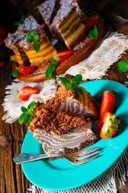 Lezzetli ve kremalı zebra peynirli kek.