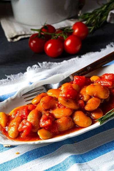 Gigantes Plaki Frijoles Horno Salsa Tomate — Foto de Stock