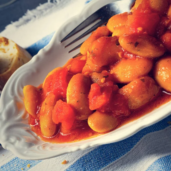 Gigantes Plaki Feijão Assado Molho Tomate — Fotografia de Stock