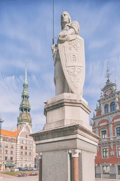 Sculptuur van roland in riga — Stockfoto