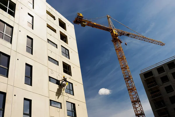 Construção de edifícios de apartamentos — Fotografia de Stock