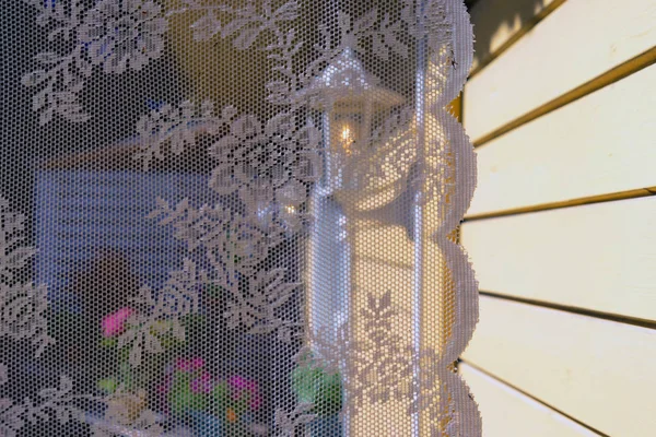 Tulle on the window of a summer house — Stock Photo, Image