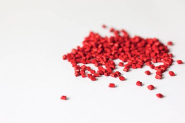 Üretim için kırmızı granüller