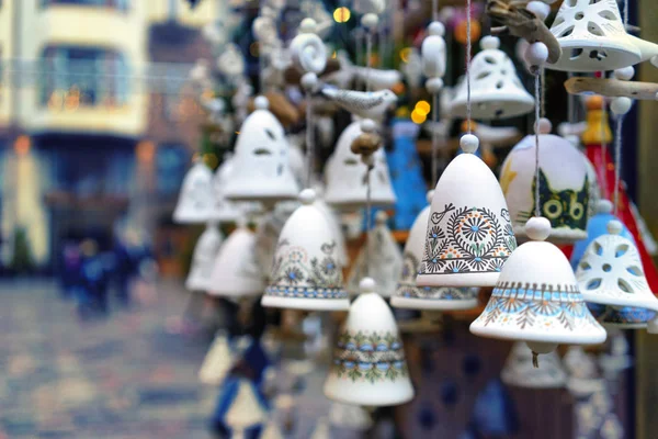 Schmuck auf dem Weihnachtsmarkt — Stockfoto