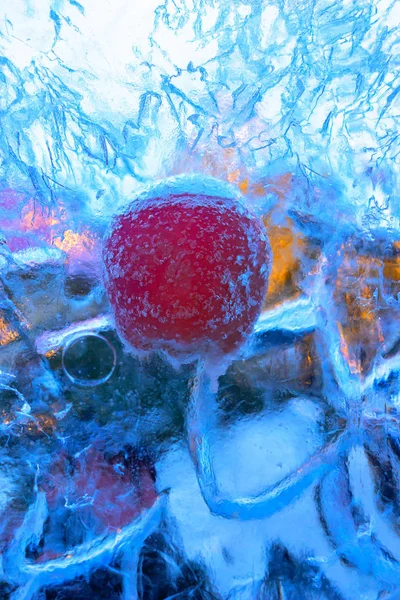 Frozen fresh apples in ice — Stock Photo, Image